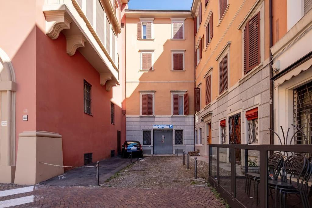 Apartamento Ground Floor Luxe Historic Studio City Centre Bolonia Exterior foto
