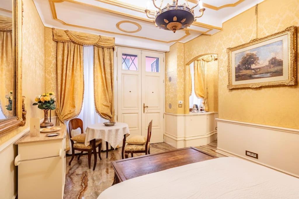 Apartamento Ground Floor Luxe Historic Studio City Centre Bolonia Exterior foto