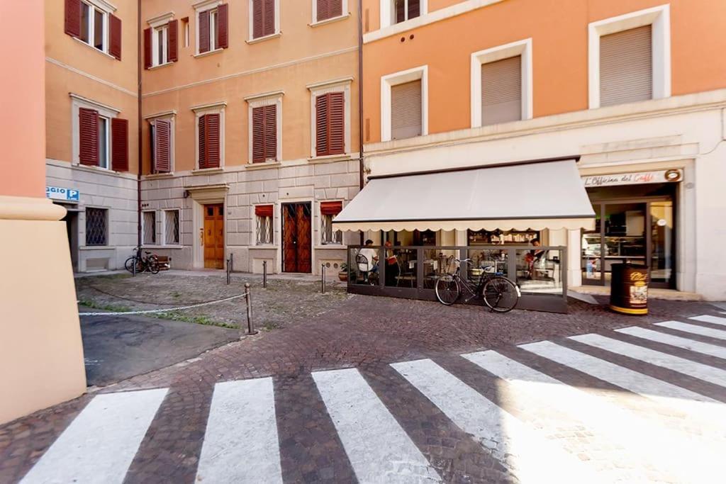 Apartamento Ground Floor Luxe Historic Studio City Centre Bolonia Exterior foto
